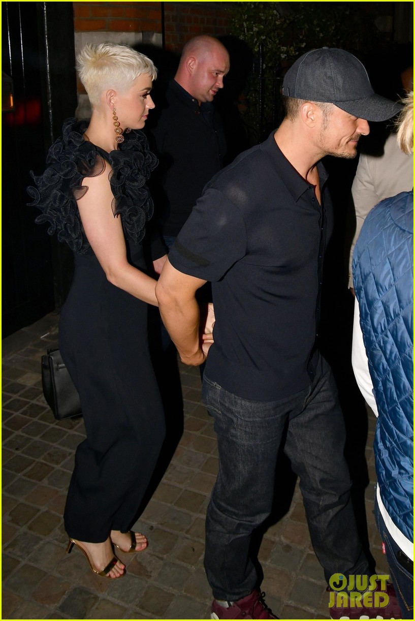 katy perry orlando bloom are engaged 064239484