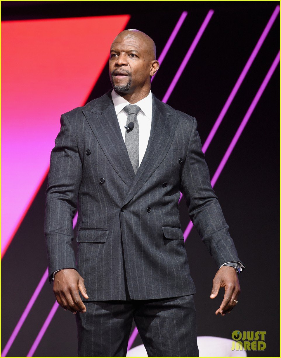 terry crews says targeted by ami 044226401