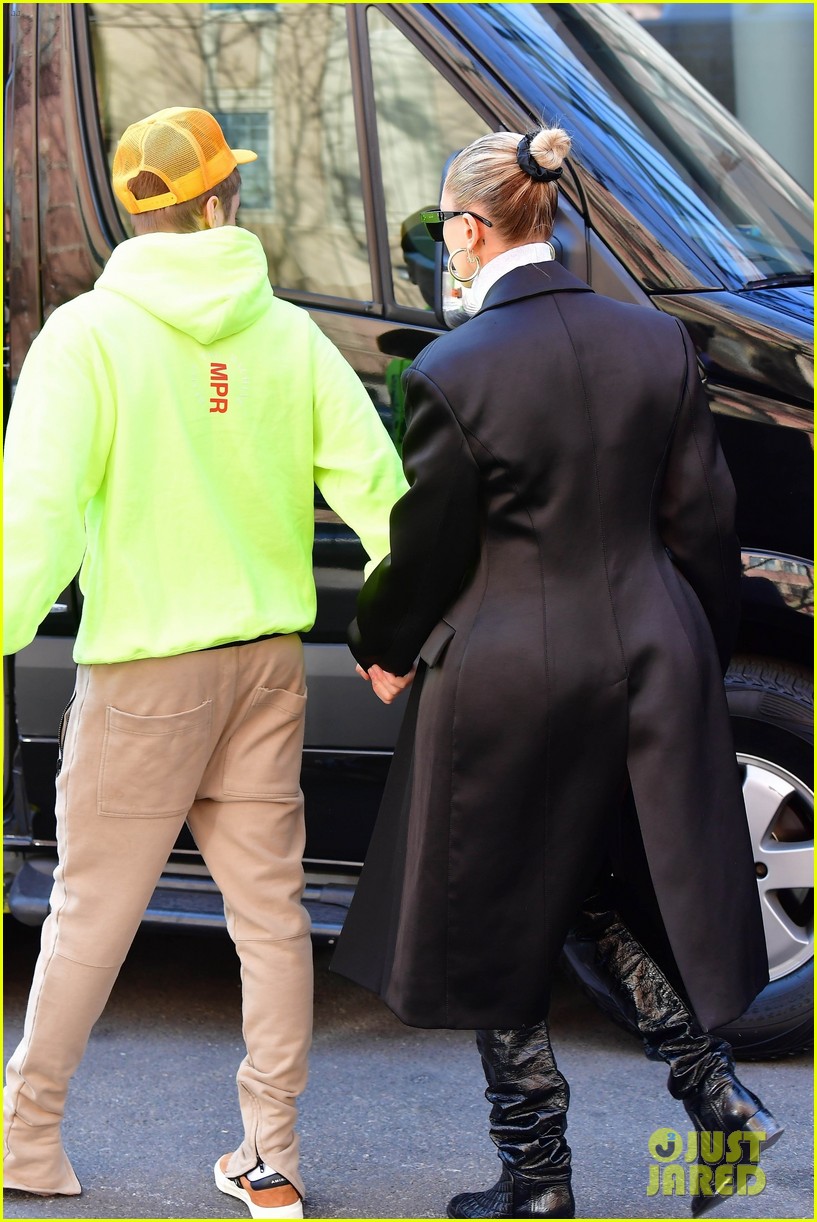 justin bieber gets the door for hailey while stepping out in nyc 03