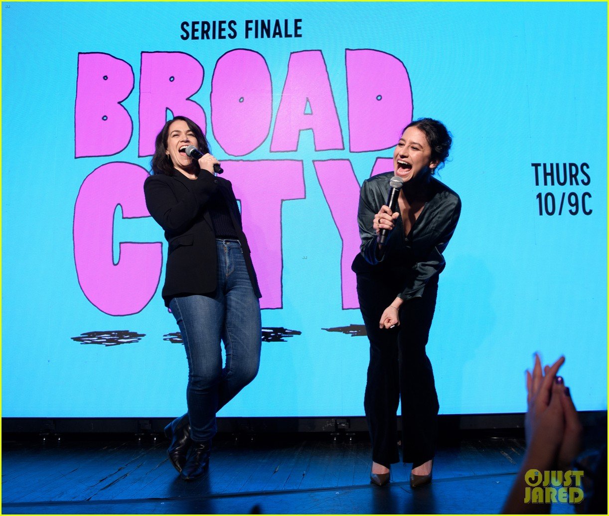 abbi jacobson ilana glazer host broad city series finale viewing party 02