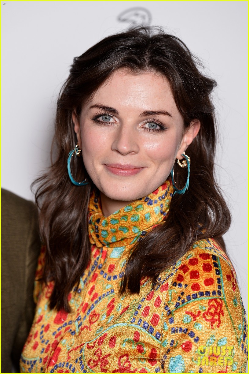 andrew garfield linked to aisling bea 034253089