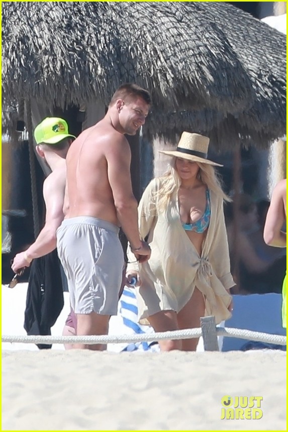 Rob Gronkowski Body Shape - In a Swimsuit