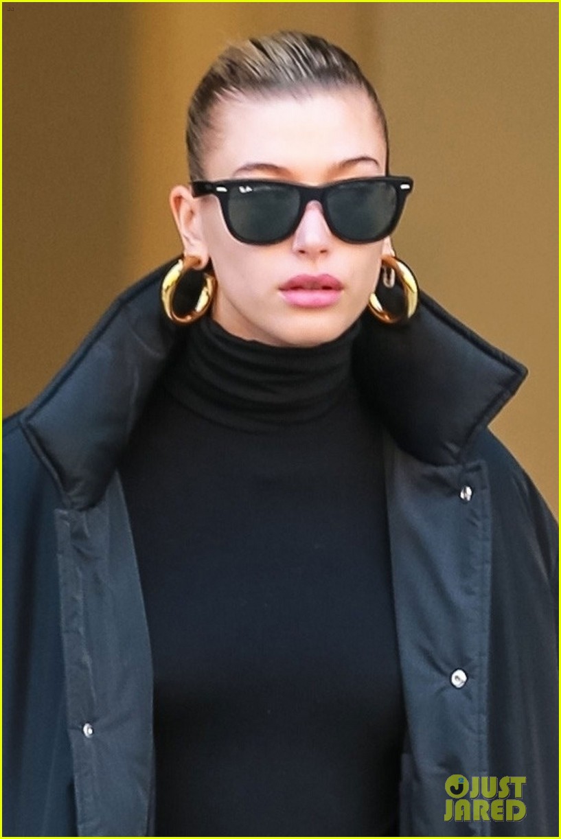 hailey bieber dons all black for weekend outing 04