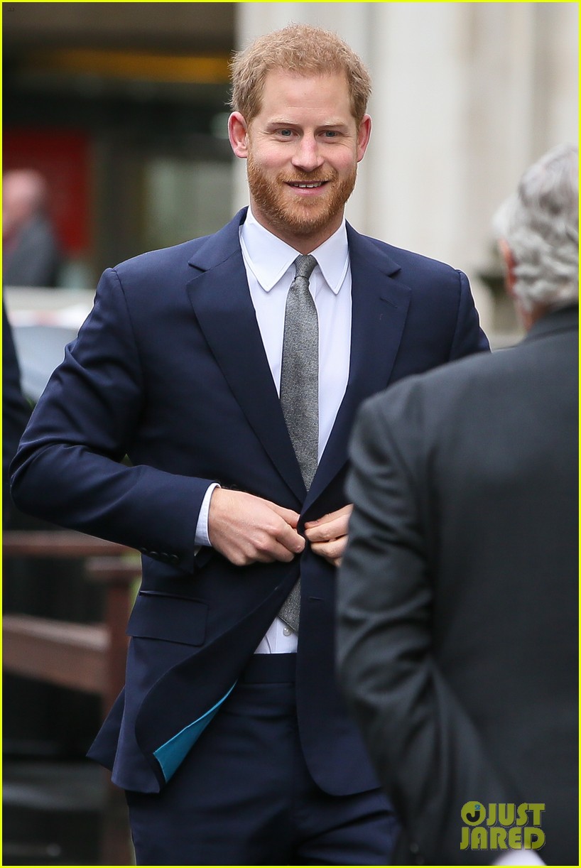 Prince Harry Steps Out To Address Mental Health at Veterans' Conference(02)