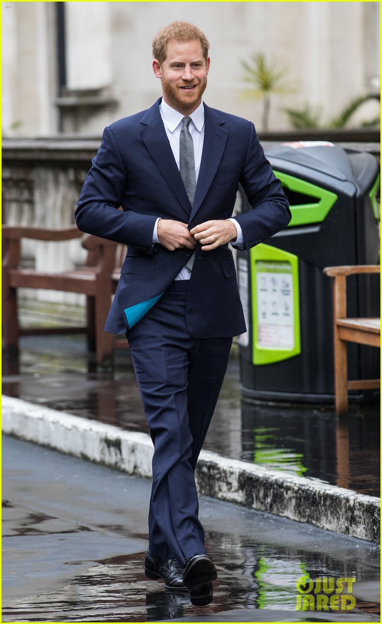 Prince Harry Steps Out To Address Mental Health at Veterans' Conference