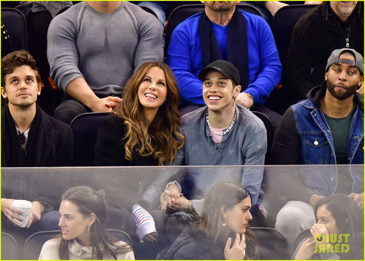 pete davidson kate beckinsale pack on the pda at hockey game 034250882