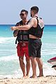 jersey shore pauly d vinny go shirtless in cancun 31
