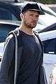 ryan phillippe gets some shopping done in la 04