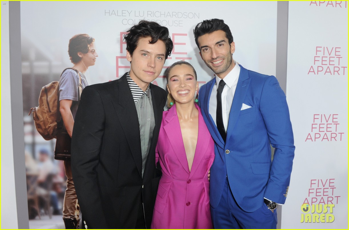 Gina Rodriguez Supports Director Justin Baldoni at 'Five Feet Apart' L