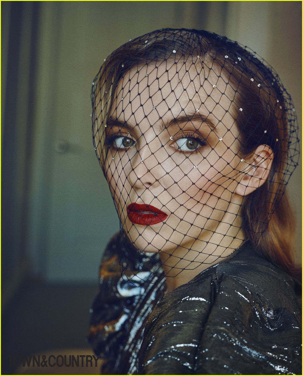 jodie comer town country 044269449