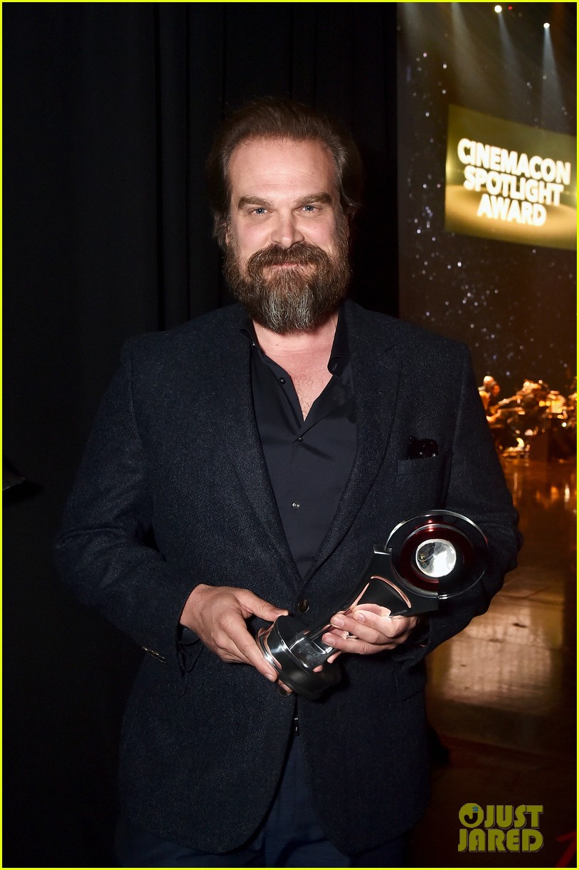 Henry Golding, Octavia Spencer, Kevin Hart & More Win at CinemaCon(02)