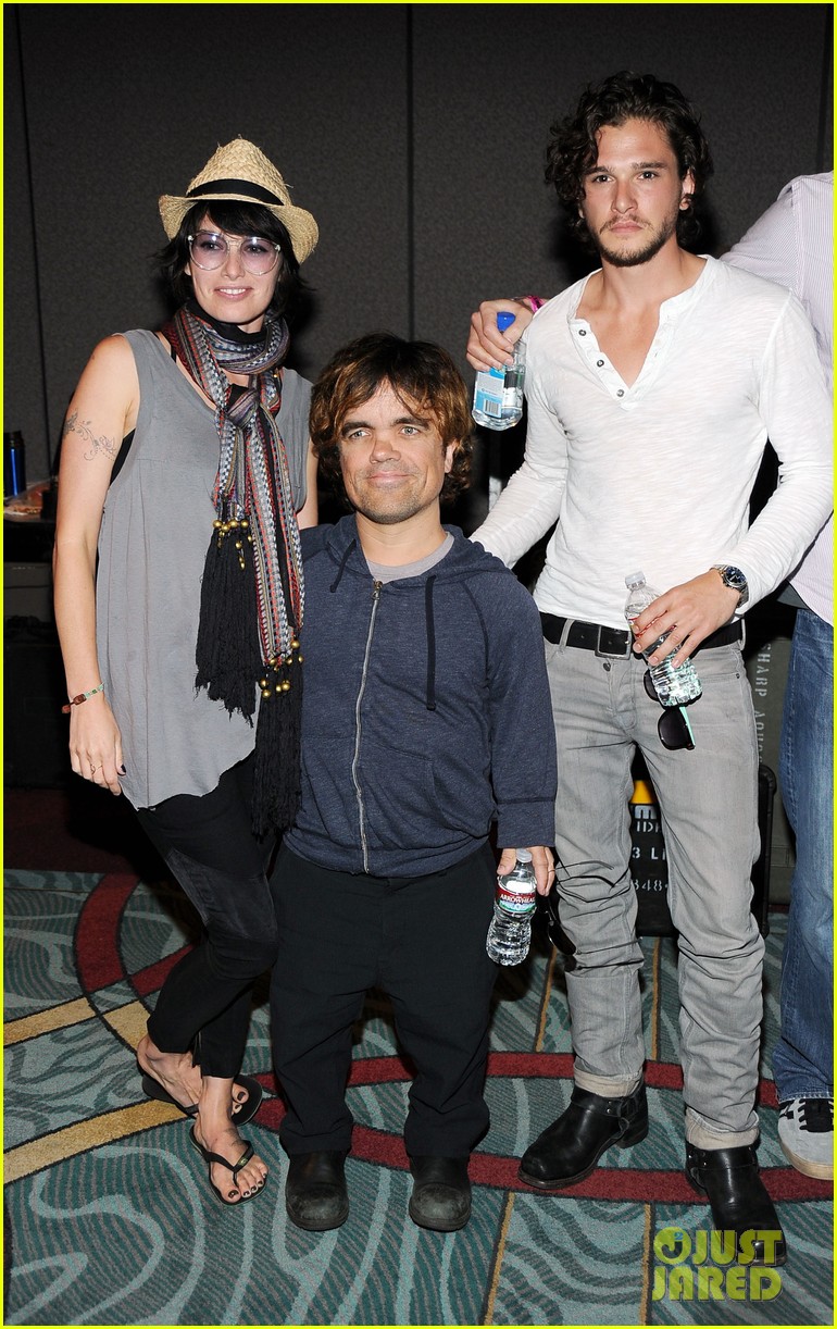 Look Back at ‘Game of Thrones’ Cast Photos From the Year the Show