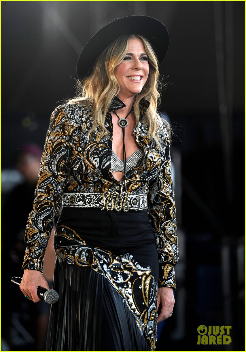 Tom Hanks Supports Rita Wilson as She Performs at Stagecoach! Photo
