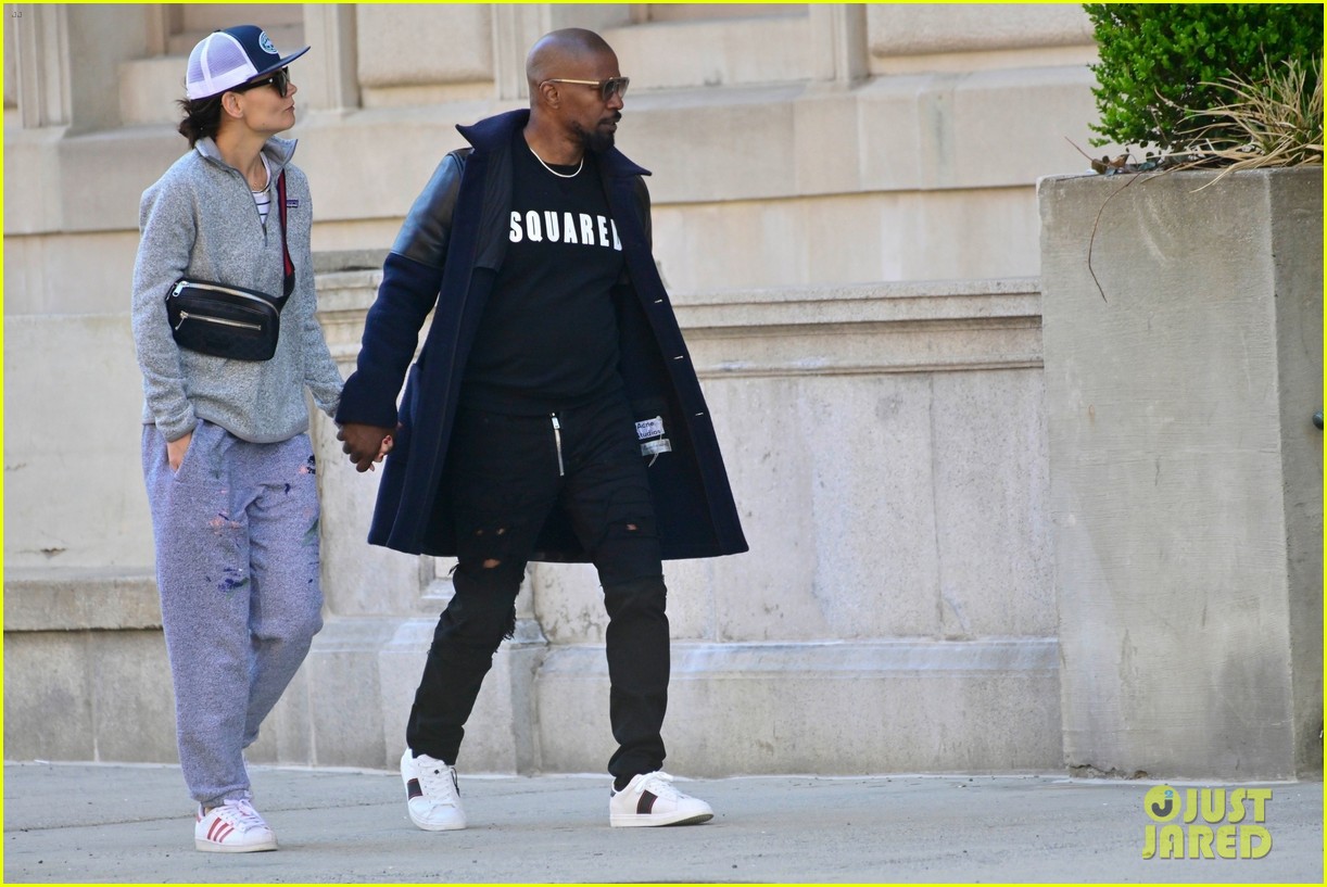 Katie Holmes & Jamie Foxx Hold Hands in New York City Photo 4273918