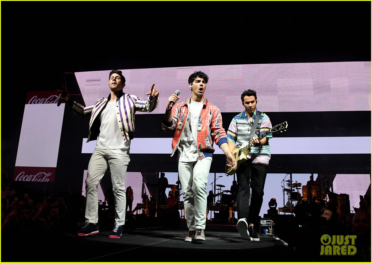jonas brothers perform at march madness music series 334268650