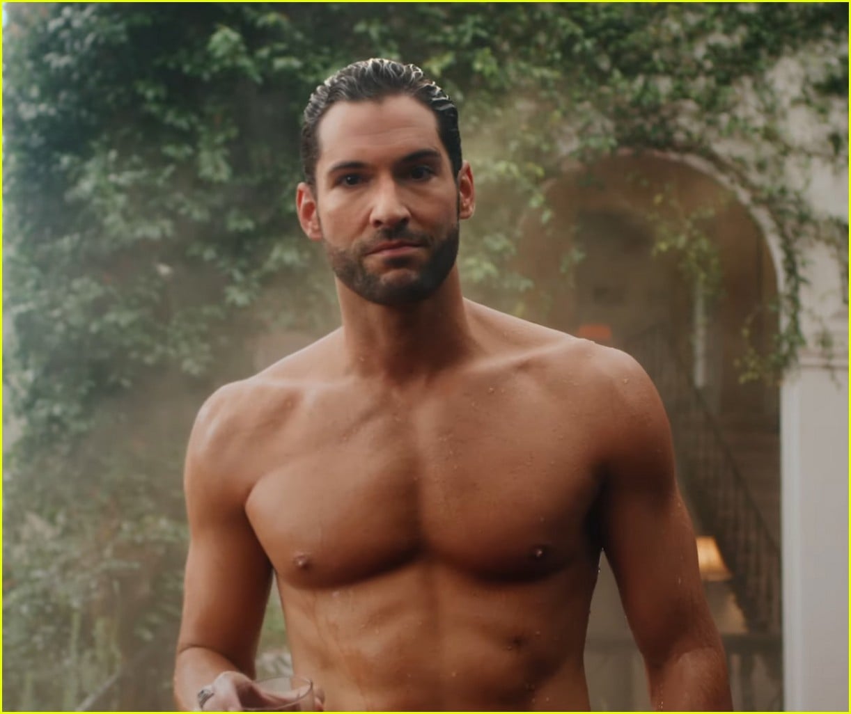 Tom Ellis Bares His Hot Chiseled Abs for 'Lucifer' Date Announcement  Video!: Photo 4270471 | Lucifer, Netflix, Shirtless, Tom Ellis, Video  Photos | Just Jared: Entertainment News