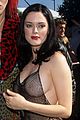 rose mcgowan explains why she wore this dress to vmas 02