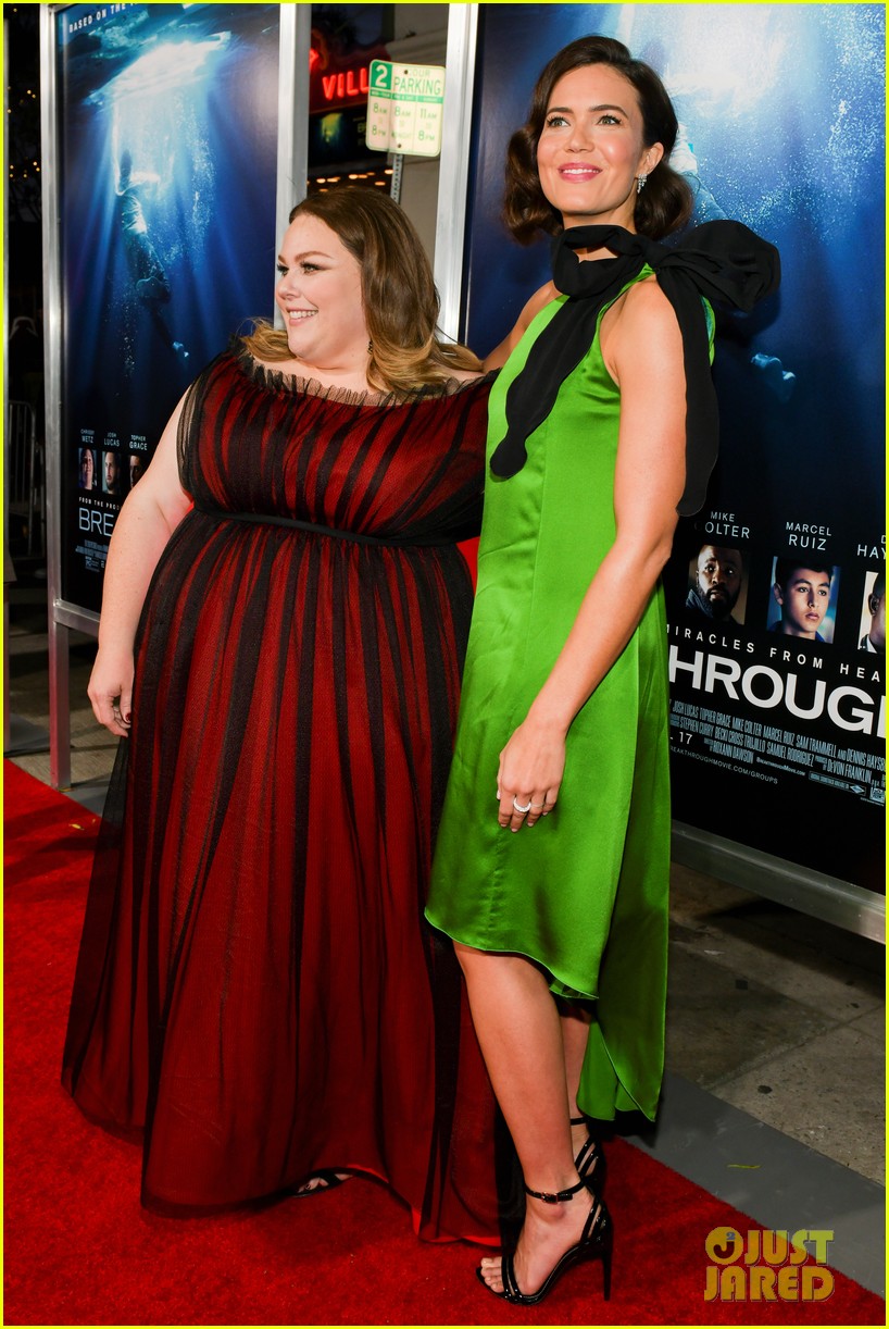 chrissy metz gets support from this is us cast at breakthrough premiere 05