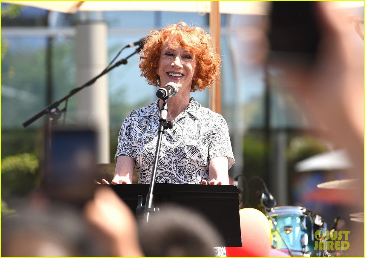 lily tomlin kathy griffin more help open new los angeles lgbtq facility 014269240