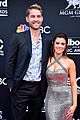 brett young wife taylor is pregnant 01