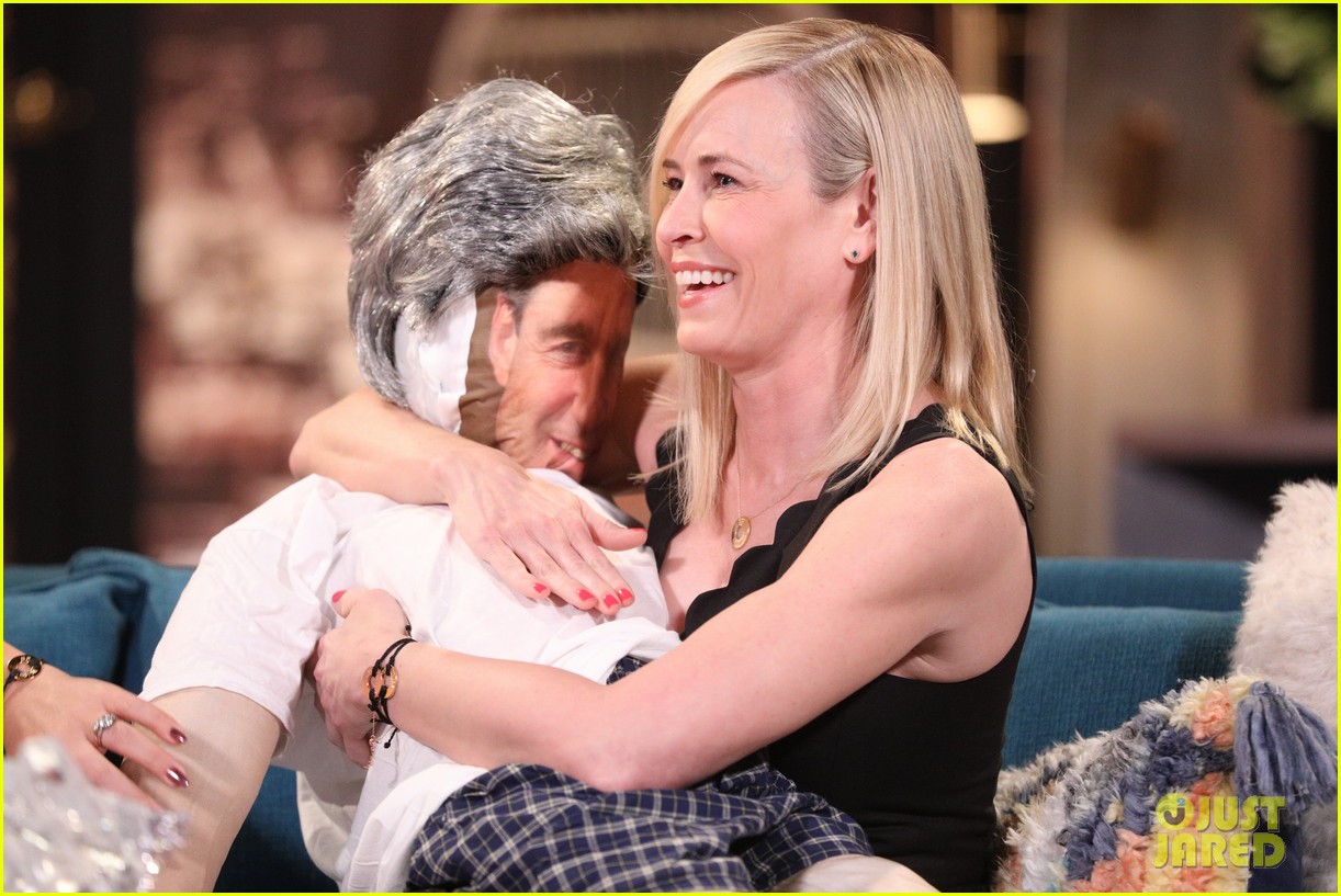 chelsea handler says she will go back to television on busy tonight 07