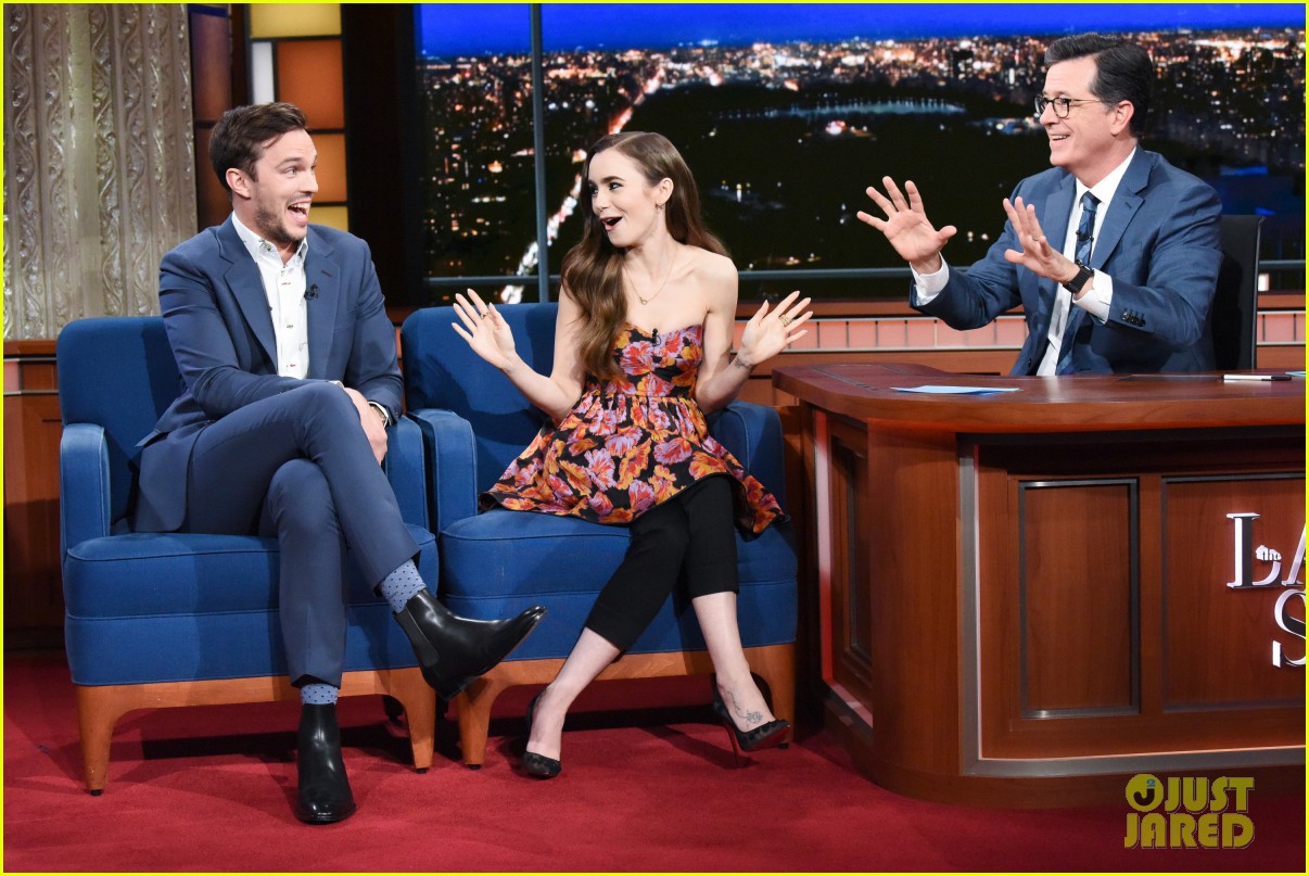 nicholas hoult lily collins talk tolkien together on late show 034282521