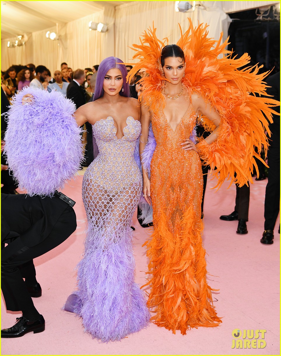 kendall kylie jenner jaw dropping looks met gala 014285348