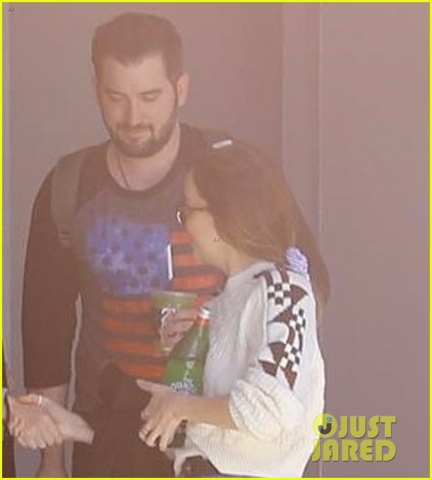 Photo dakota johnson studio koreatown la 04 Photo 4292945 Just