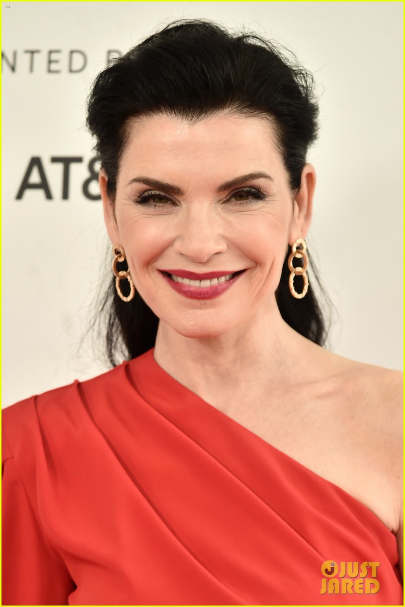 julianna margulies is red hot at the hot zone tribeca premiere 014280377