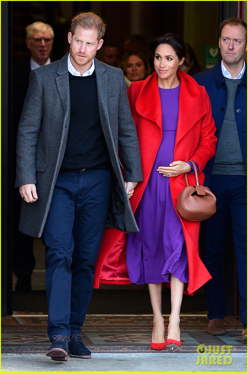 Meghan Markle Is In Labor, Prince Harry Is By Her Side for Royal Baby's