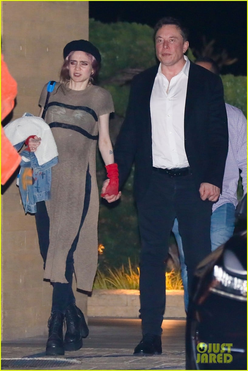 elon musk grimes couple up for date night in malibu 05