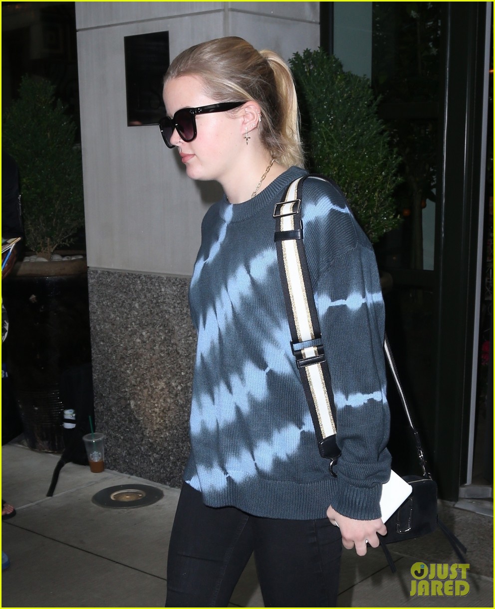 reese witherspoon mini me daughter ava phillippe press days 224300939