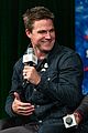 stephen robbie amell attend supanova expo together 03