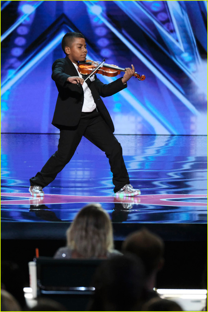 11YearOld Violinist Tyler ButlerFigueroa Earns Simon Cowell's Golden