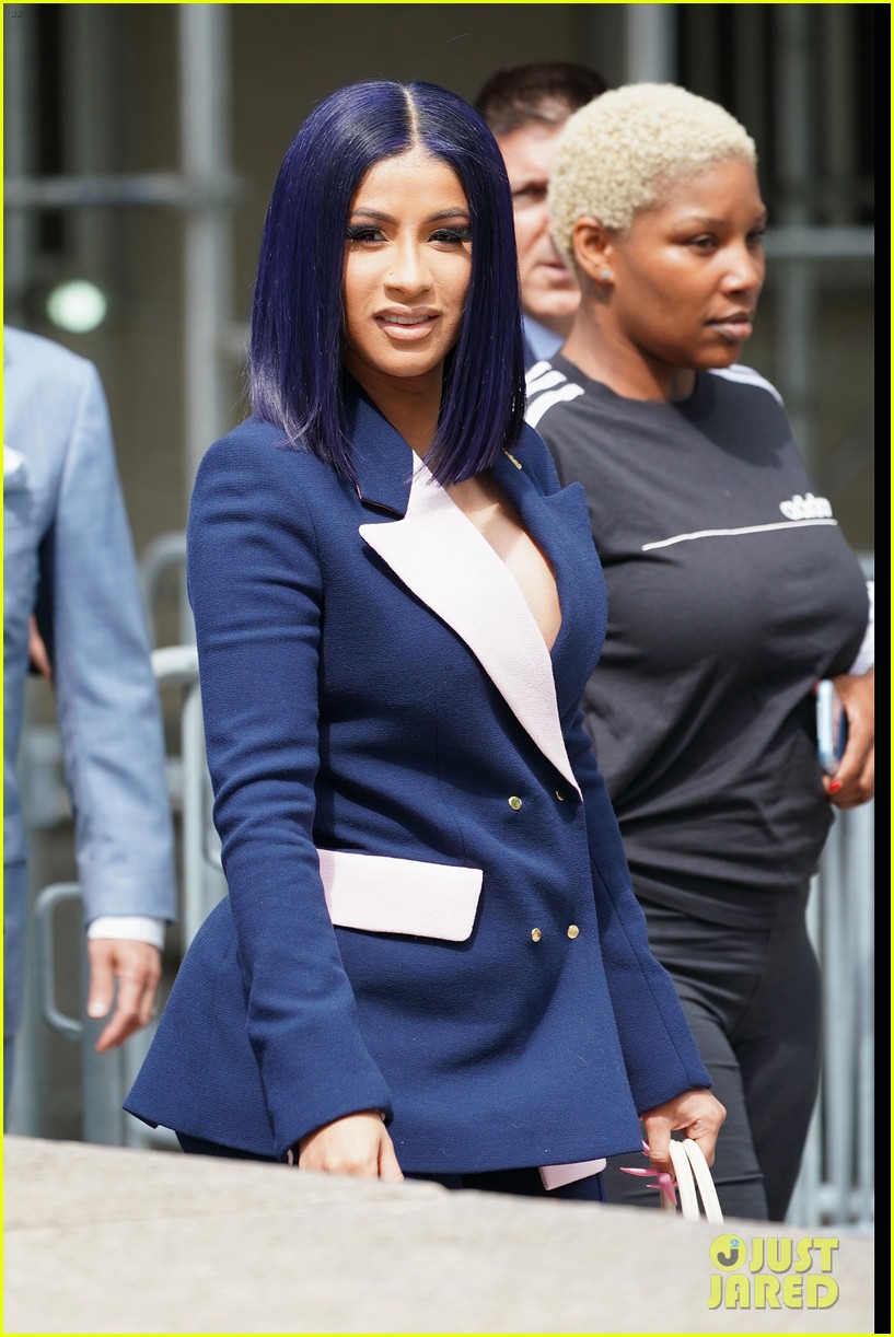 cardi b pleads not guilty to assault charges 044314221