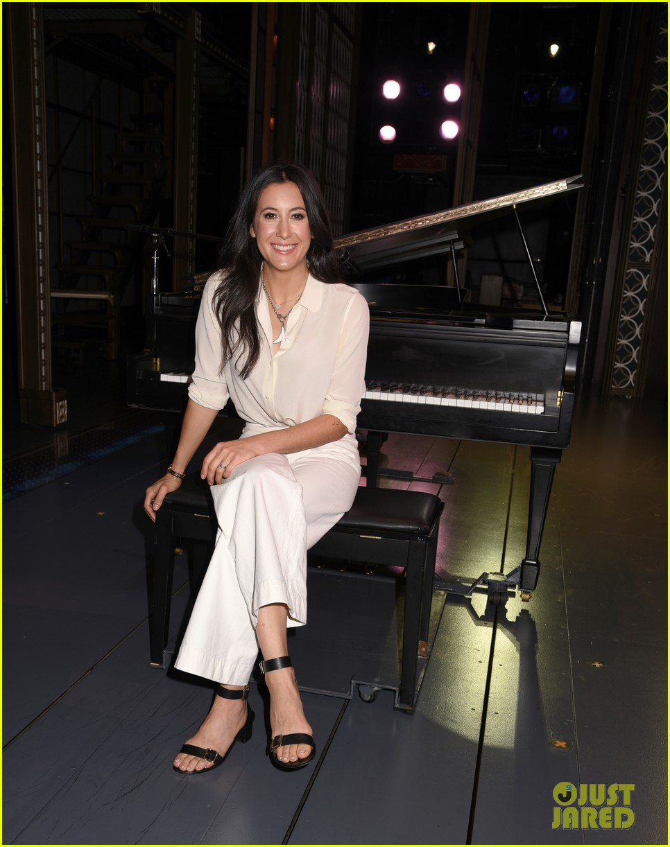 Vanessa Carlton Prepares for Broadway Debut in 'Beautiful The Carole(00)