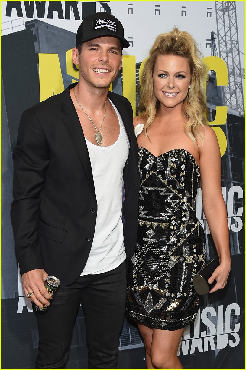 Country Singer Granger Smith's Son River, 3, Dies in Tragic Accident(01)