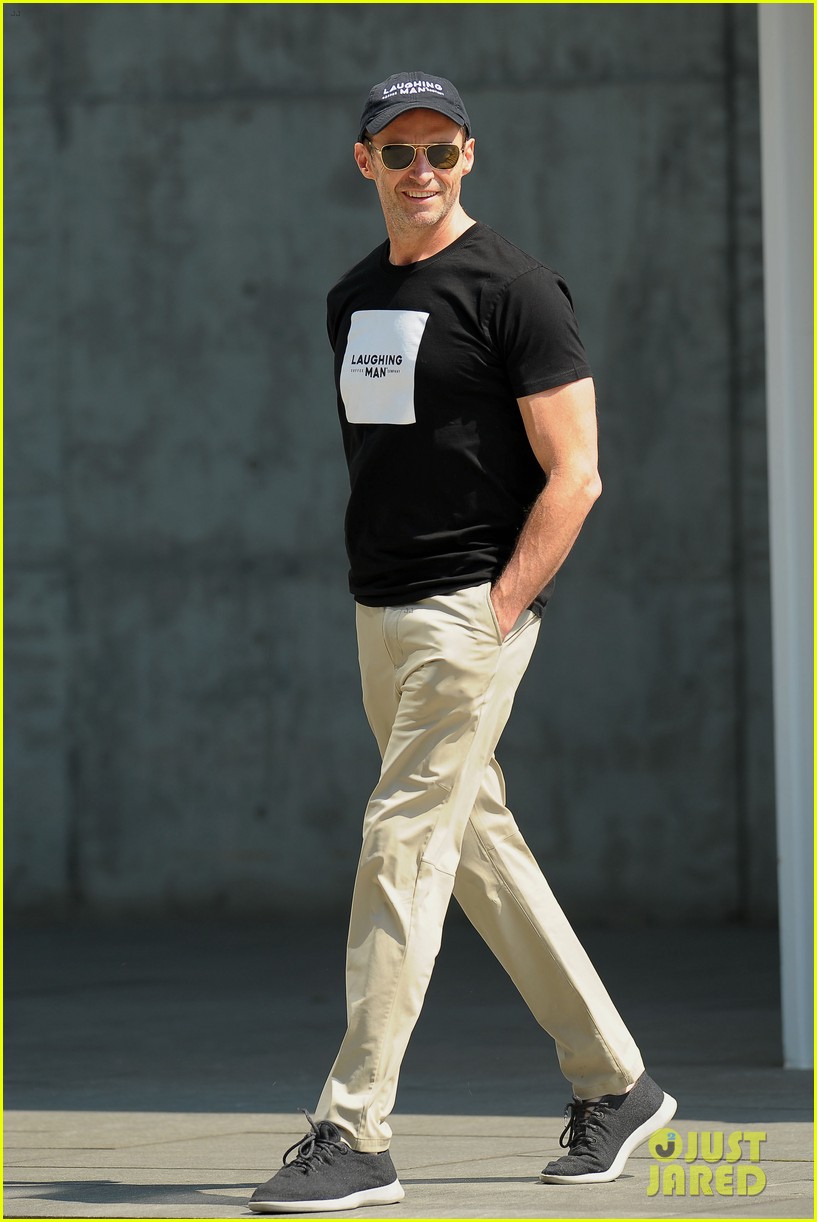 hugh jackman goes barefoot stepping out in brooklyn 064315632