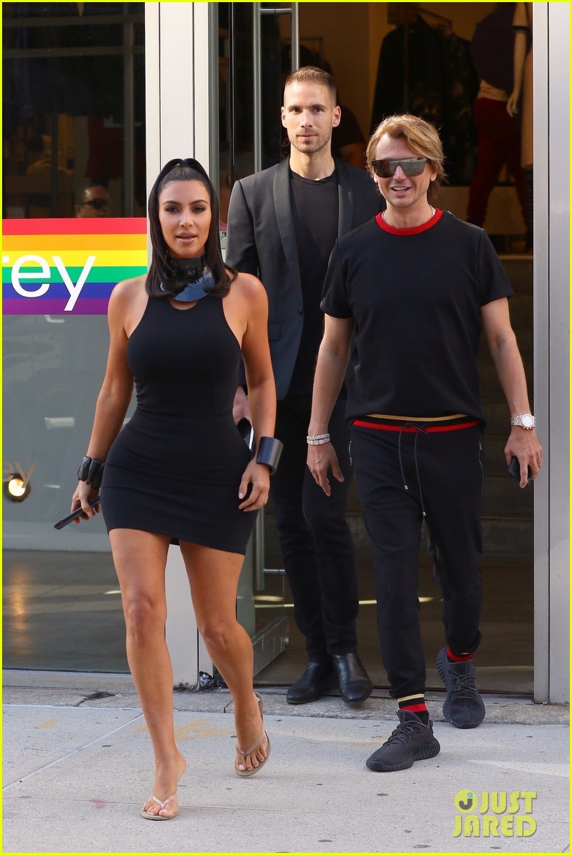 Kim Kardashian Shows Off Her Curves in Form-Fitting Mini Dress: Photo  4314203, Jonathan Cheban, Kim Kardashian, La La Anthony, Simon Huck Photos