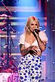 julia michaels performs hurt again for first time on the tonight show 02