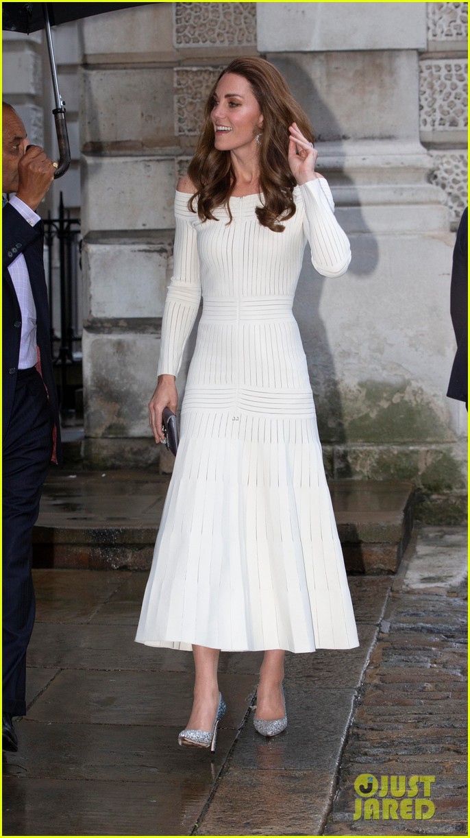 Duchess Kate Middleton Wears Cream Dress for Addiction Awareness Week
