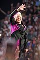 pink fan gives birth to baby girl during opening number at liverpool concert 17