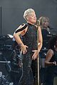 pink fan gives birth to baby girl during opening number at liverpool concert 25