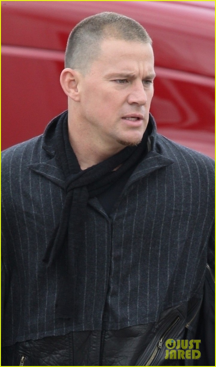 channing tatum gets into character while filming free guy 044310226
