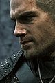 henry cavill reveals the witcher trailer at comic con 05