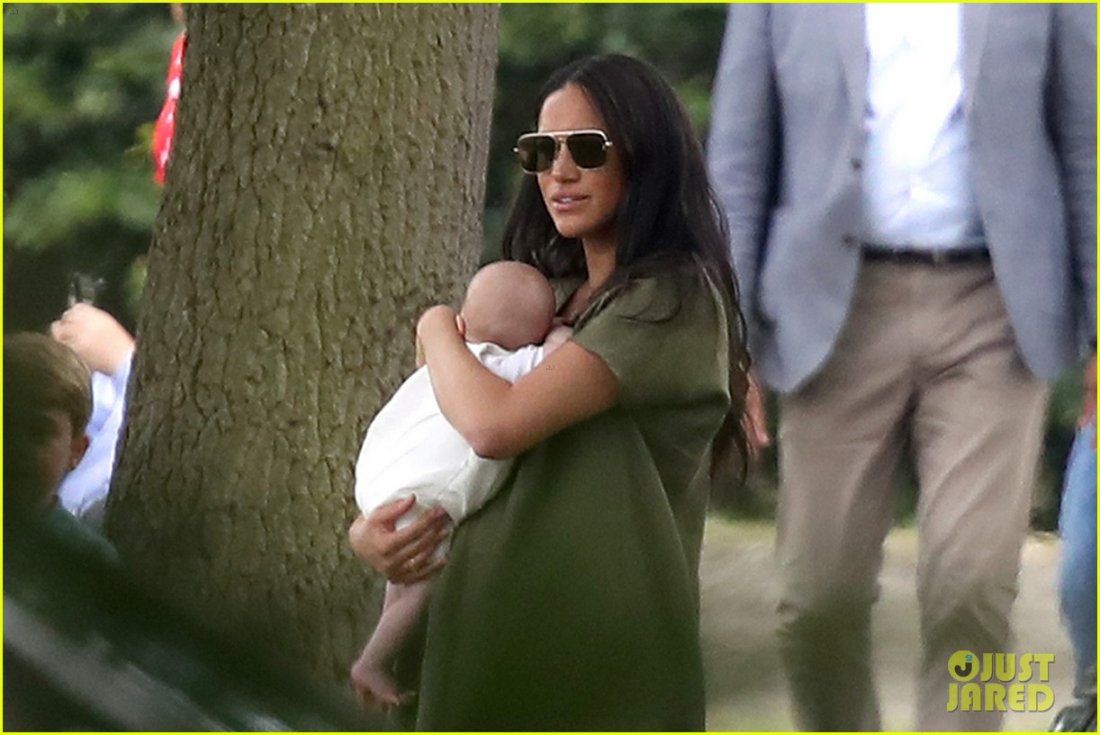 Kate Middleton & Meghan Markle Bring Prince Louis, Prince & Baby
