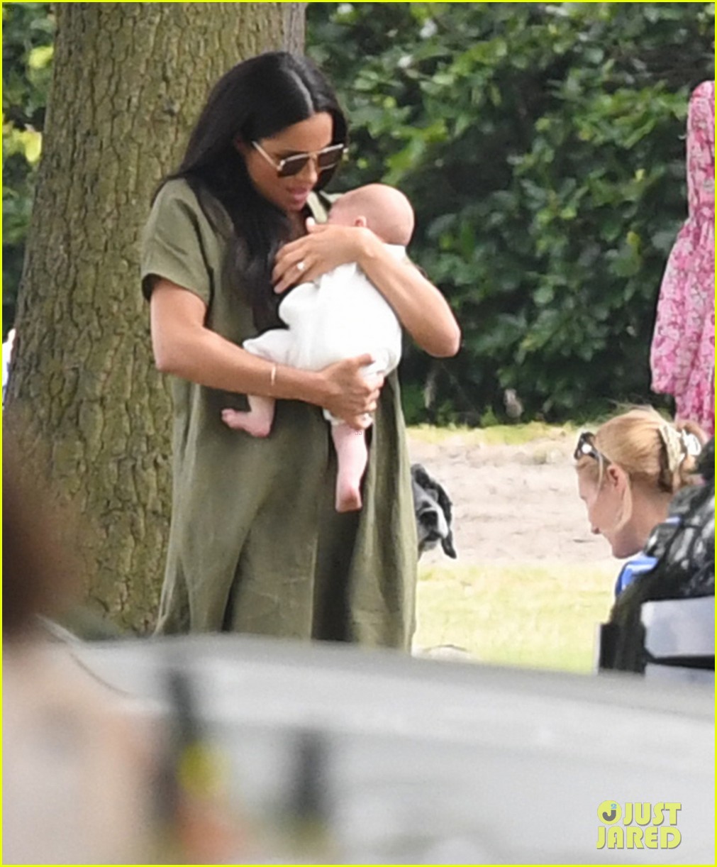 Kate Middleton & Meghan Markle Bring Prince Louis, Prince & Baby