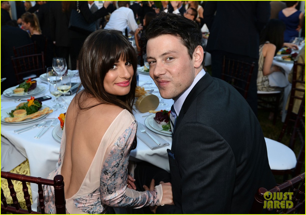 lea michele pays tribute to cory monteith 164321490