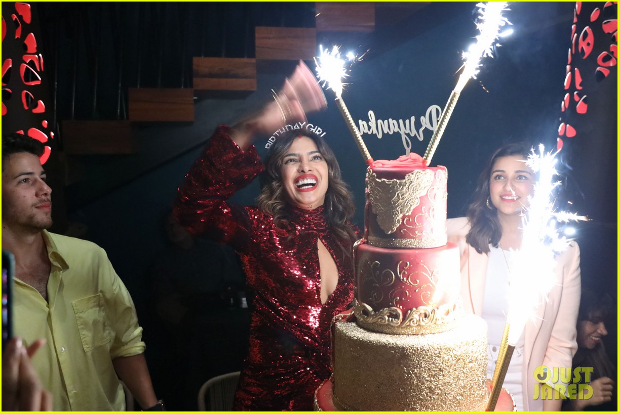 Priyanka Chopra Rocks 'Red Dress' to Celebrate Her Birthday With Nick(01)