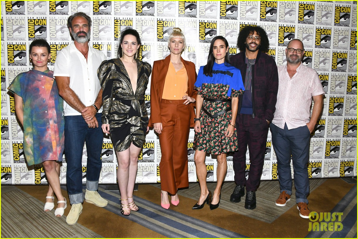Snowpiercer' Cast And Showrunner Board Train To Comic-Con